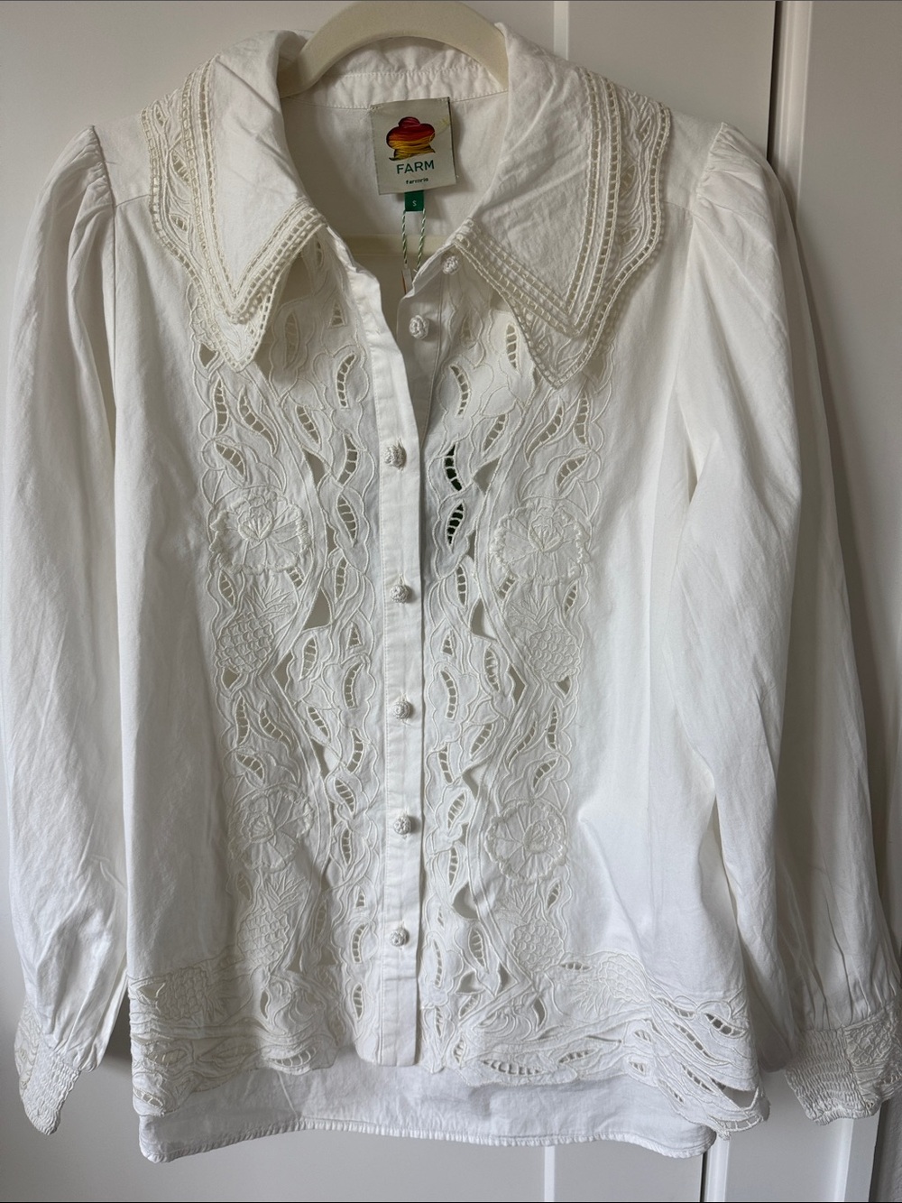 FARM Rio White Eyelet Lace Button-Down Blouse